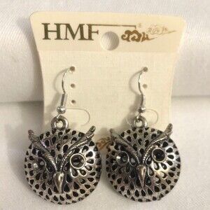 Round Filigree Owl Head Pierced Earrings Silver Tone NOC